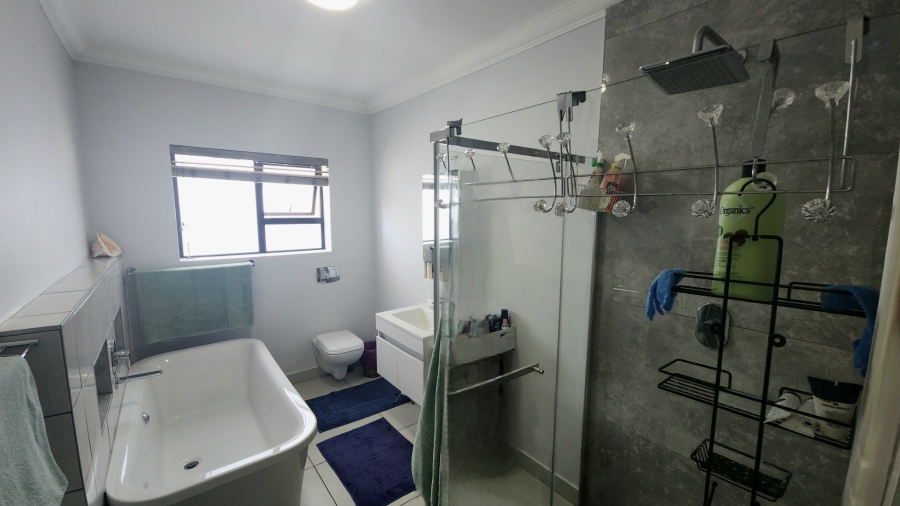 3 Bedroom Property for Sale in Monte Christo Western Cape